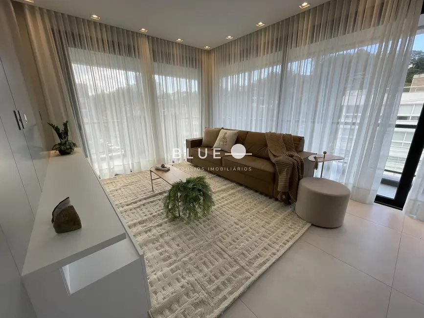 Apartamento com 3 quartos à venda, 247m2 em Centro, Torres - RS - imagem 9 Foto 9 de Apartamento com 3 quartos à venda, 247m2 em Centro, Torres - RS