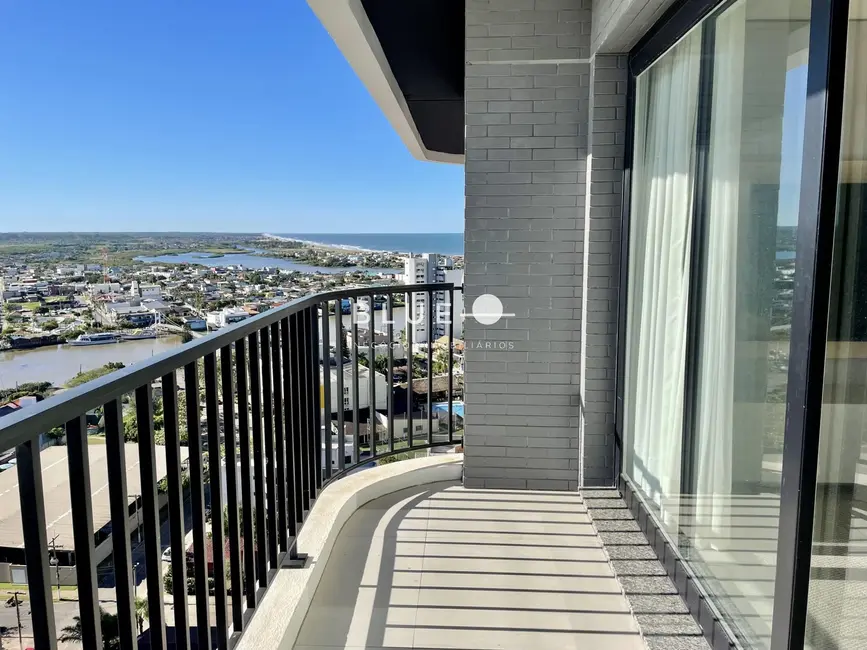 Foto 1 de Apartamento com 2 quartos à venda, 91m2 em Torres - RS