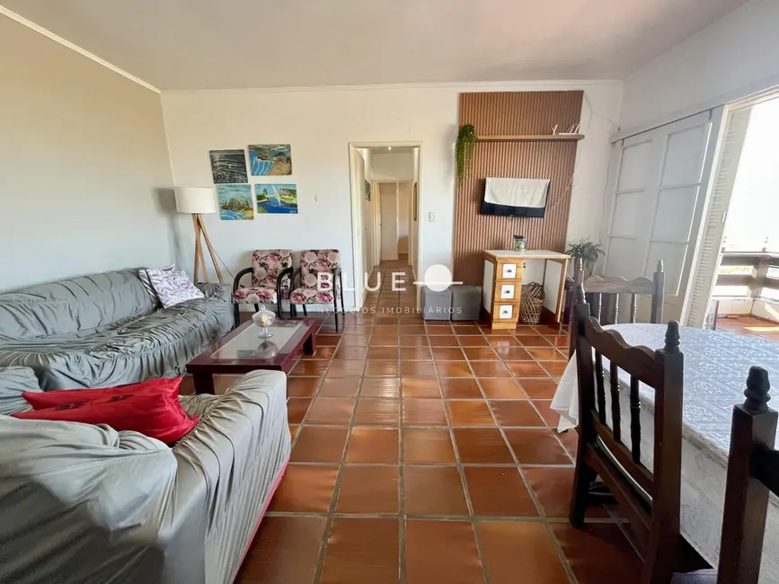 Apartamento com 3 quartos à venda, 120m2 em Torres - RS - imagem 4 Foto 4 de Apartamento com 3 quartos à venda, 120m2 em Torres - RS