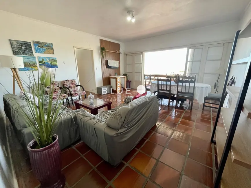 Apartamento com 3 quartos à venda, 120m2 em Torres - RS - imagem 2 Foto 2 de Apartamento com 3 quartos à venda, 120m2 em Torres - RS