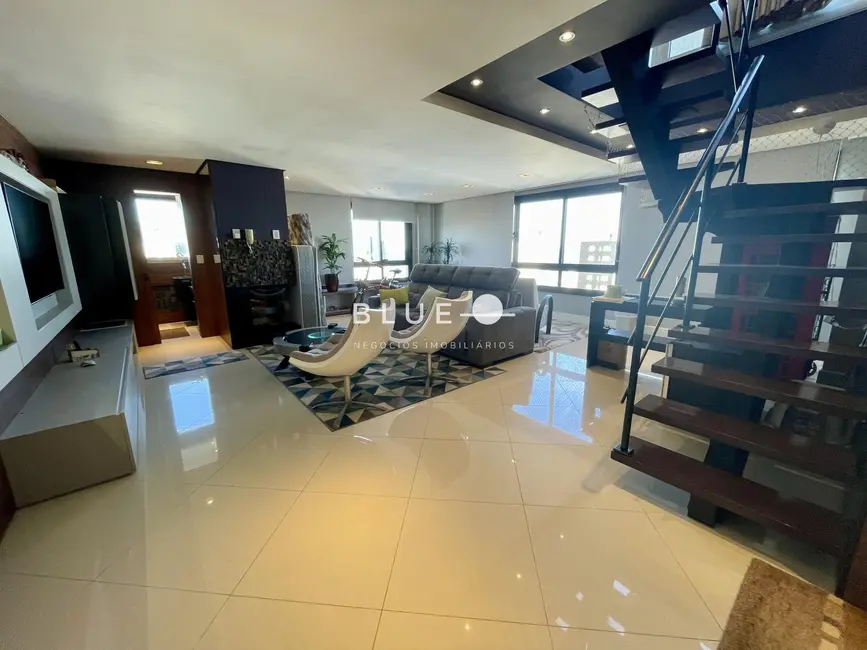 Apartamento com 3 quartos à venda, 210m2 em Torres - RS - imagem 4 Foto 4 de Apartamento com 3 quartos à venda, 210m2 em Torres - RS