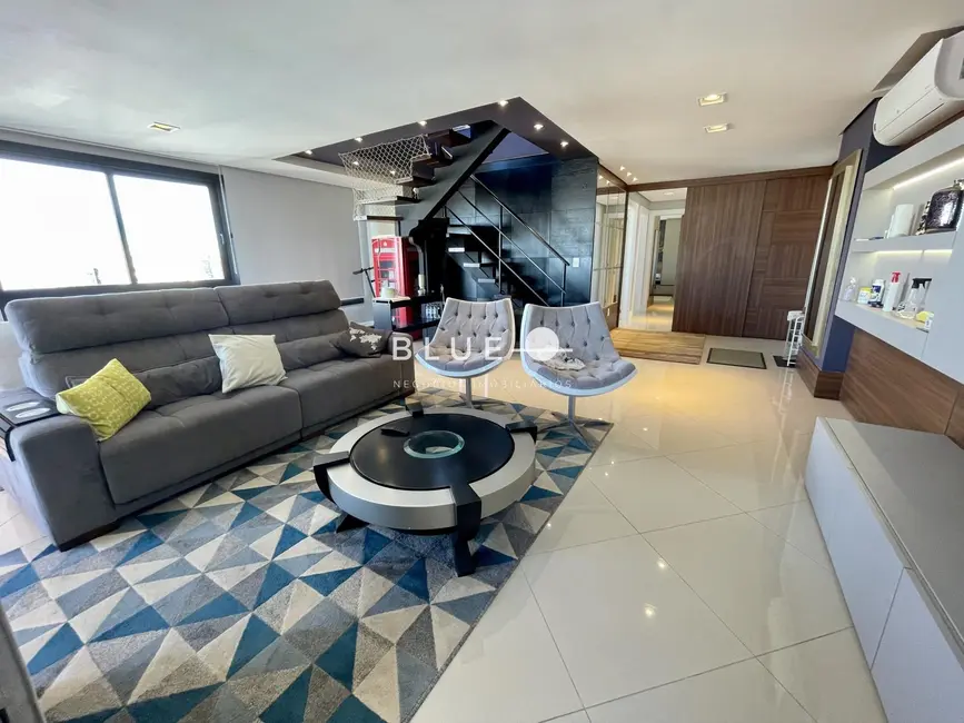 Apartamento com 3 quartos à venda, 210m2 em Torres - RS - imagem 9 Foto 9 de Apartamento com 3 quartos à venda, 210m2 em Torres - RS