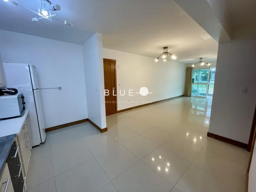 Apartamento com 3 quartos à venda, 106m2 em Torres - RS - imagem 4 Foto 4 de Apartamento com 3 quartos à venda, 106m2 em Torres - RS