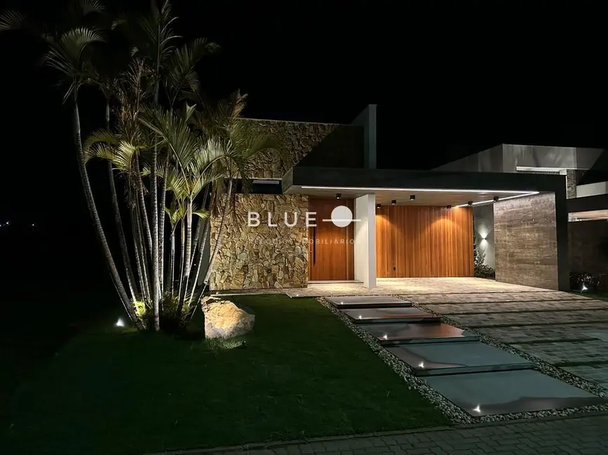 Foto 3 de Casa de Condomínio com 3 quartos à venda, 225m2 em Torres - RS