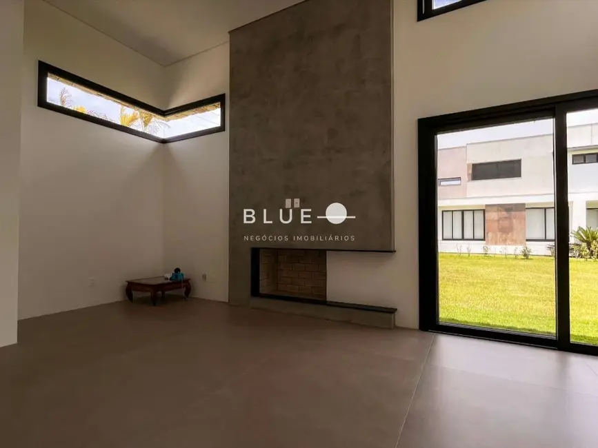 Foto 7 de Casa de Condomínio com 3 quartos à venda, 225m2 em Torres - RS