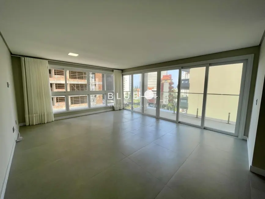 Foto 6 de Apartamento com 2 quartos à venda, 109m2 em Torres - RS