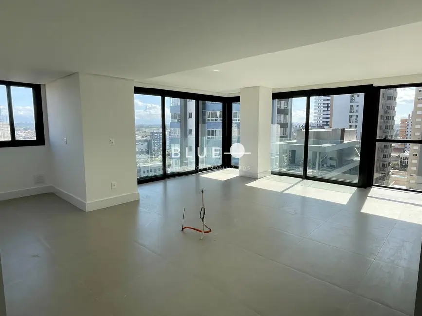 Foto 1 de Apartamento com 2 quartos à venda, 88m2 em Centro, Torres - RS