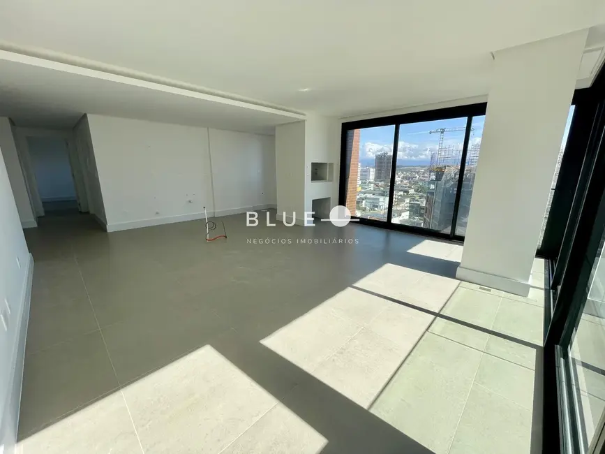 Apartamento com 2 quartos à venda, 88m2 em Centro, Torres - RS - imagem 4 Foto 4 de Apartamento com 2 quartos à venda, 88m2 em Centro, Torres - RS