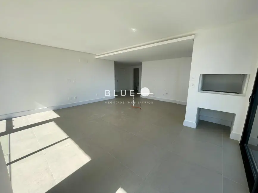 Apartamento com 2 quartos à venda, 88m2 em Centro, Torres - RS - imagem 8 Foto 8 de Apartamento com 2 quartos à venda, 88m2 em Centro, Torres - RS