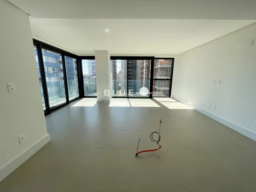 Apartamento com 2 quartos à venda, 88m2 em Centro, Torres - RS - imagem 5 Foto 5 de Apartamento com 2 quartos à venda, 88m2 em Centro, Torres - RS