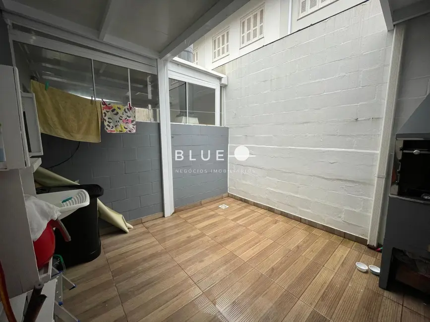 Sobrado com 2 quartos à venda, 53m2 em Torres - RS - imagem 7 Foto 7 de Sobrado com 2 quartos à venda, 53m2 em Torres - RS