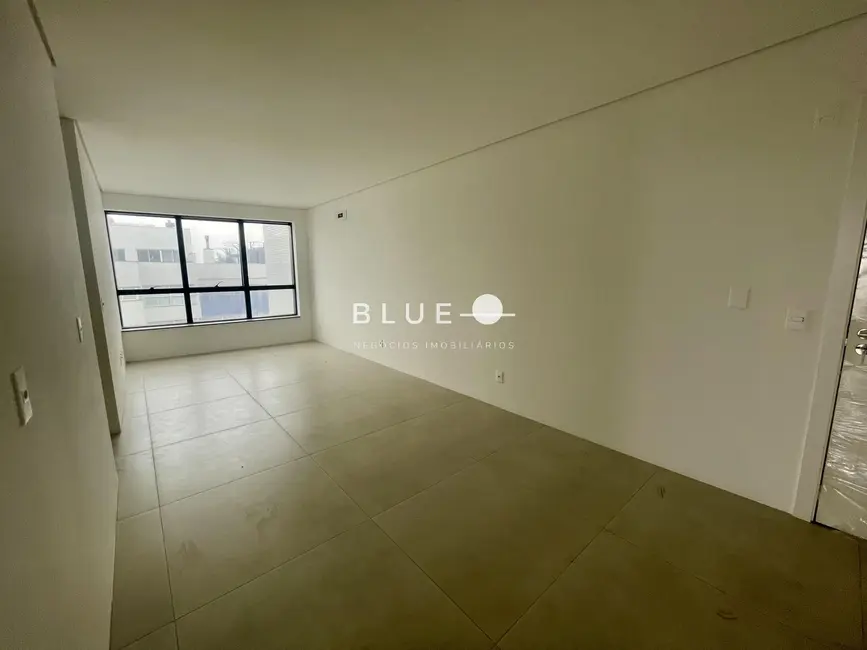 Apartamento com 2 quartos à venda, 80m2 em Centro, Torres - RS - imagem 8 Foto 8 de Apartamento com 2 quartos à venda, 80m2 em Centro, Torres - RS