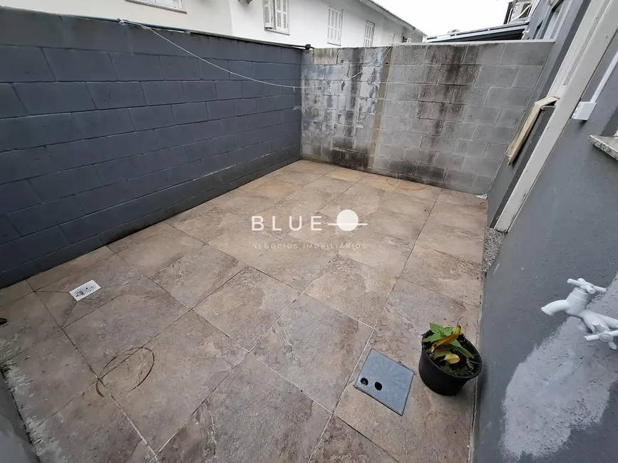 Sobrado com 3 quartos à venda, 79m2 em Torres - RS - imagem 7 Foto 7 de Sobrado com 3 quartos à venda, 79m2 em Torres - RS