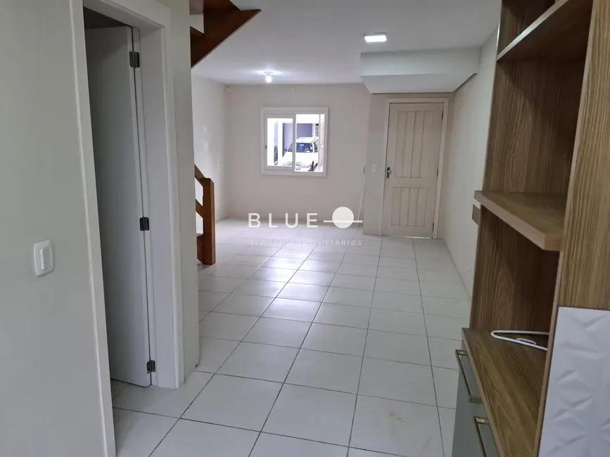 Sobrado com 3 quartos à venda, 79m2 em Torres - RS - imagem 5 Foto 5 de Sobrado com 3 quartos à venda, 79m2 em Torres - RS