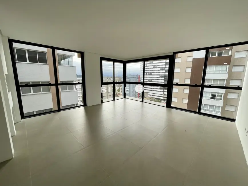 Foto 6 de Apartamento com 2 quartos à venda, 98m2 em Centro, Torres - RS