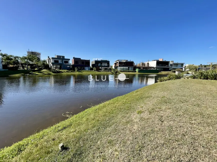 Terreno / Lote à venda, 937m2 em Torres - RS - imagem 6 Foto 6 de Terreno / Lote à venda, 937m2 em Torres - RS