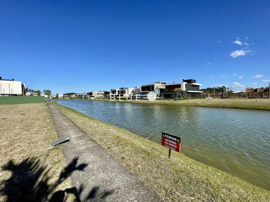 Terreno / Lote à venda, 405m2 em Torres - RS - imagem 5 Foto 5 de Terreno / Lote à venda, 405m2 em Torres - RS