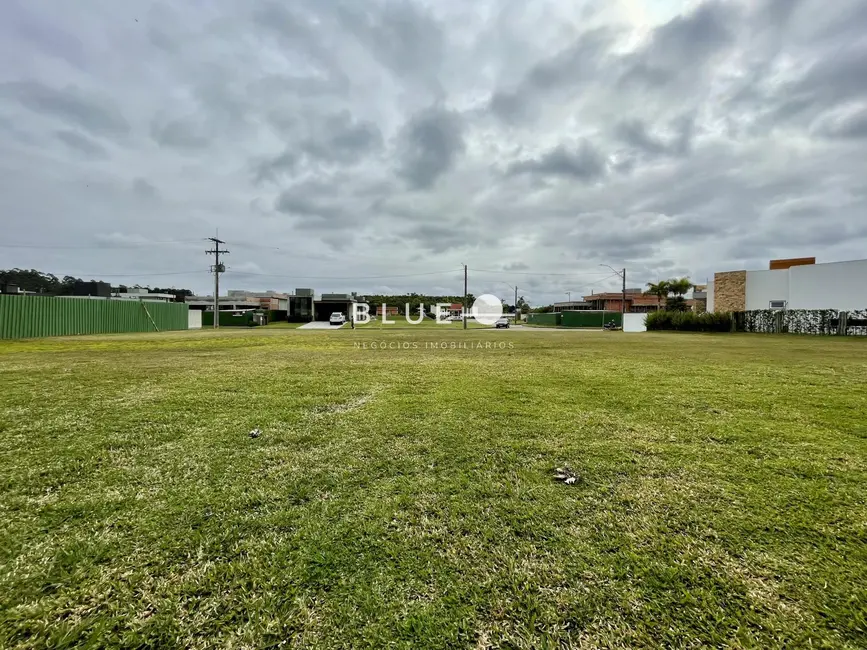 Foto 4 de Terreno / Lote à venda, 490m2 em Torres - RS