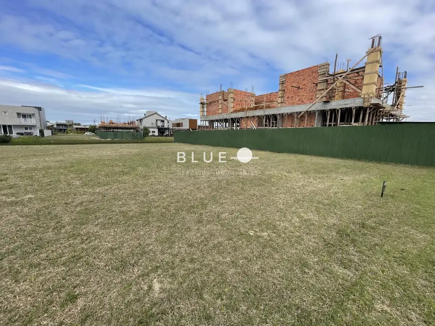 Terreno / Lote à venda, 360m2 em Torres - RS - imagem 7 Foto 7 de Terreno / Lote à venda, 360m2 em Torres - RS
