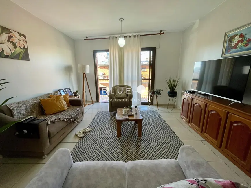 Apartamento com 3 quartos à venda, 133m2 em Centro, Torres - RS - imagem 3 Foto 3 de Apartamento com 3 quartos à venda, 133m2 em Centro, Torres - RS