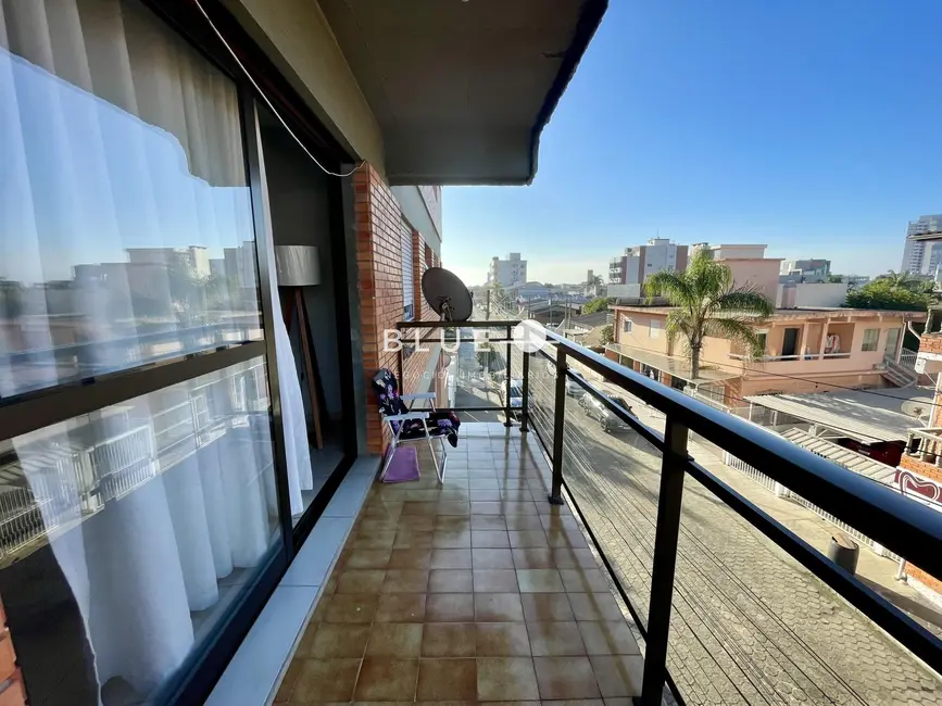 Apartamento com 3 quartos à venda, 133m2 em Centro, Torres - RS - imagem 6 Foto 6 de Apartamento com 3 quartos à venda, 133m2 em Centro, Torres - RS