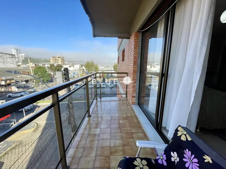Apartamento com 3 quartos à venda, 133m2 em Centro, Torres - RS - imagem 7 Foto 7 de Apartamento com 3 quartos à venda, 133m2 em Centro, Torres - RS