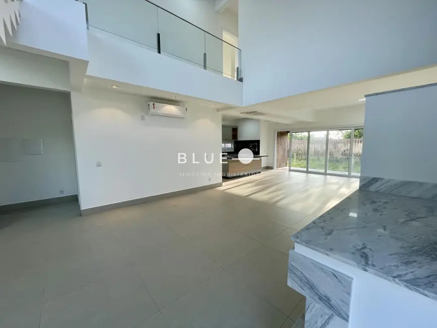 Casa de Condomínio com 5 quartos à venda, 295m2 em Torres - RS - imagem 5 Foto 5 de Casa de Condomínio com 5 quartos à venda, 295m2 em Torres - RS