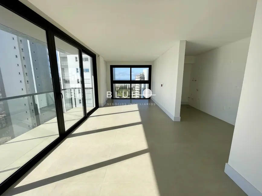 Apartamento com 3 quartos à venda, 113m2 em Torres - RS - imagem 6 Foto 6 de Apartamento com 3 quartos à venda, 113m2 em Torres - RS