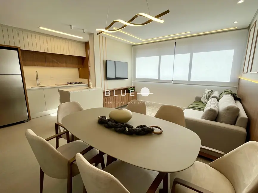 Foto 1 de Apartamento com 2 quartos à venda, 77m2 em Centro, Torres - RS