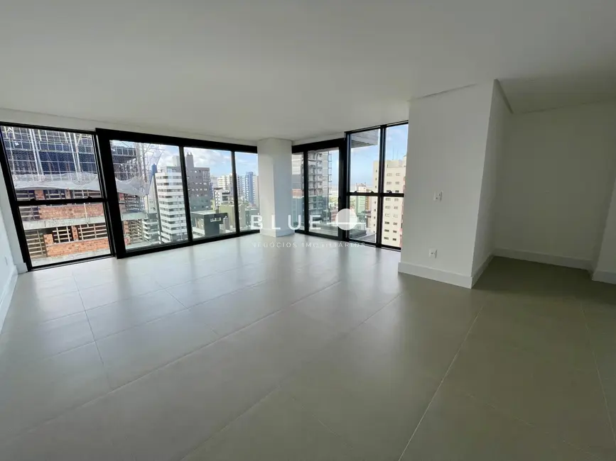 Foto 2 de Apartamento com 3 quartos à venda, 109m2 em Centro, Torres - RS