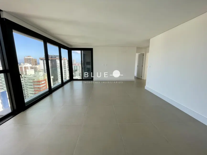 Apartamento com 3 quartos à venda, 108m2 em Centro, Torres - RS - imagem 5 Foto 5 de Apartamento com 3 quartos à venda, 108m2 em Centro, Torres - RS