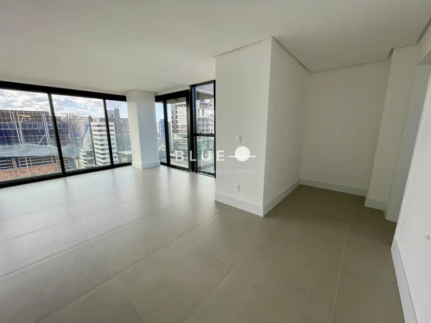 Apartamento com 3 quartos à venda, 109m2 em Centro, Torres - RS - imagem 4 Foto 4 de Apartamento com 3 quartos à venda, 109m2 em Centro, Torres - RS