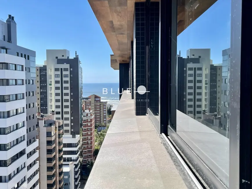 Foto 1 de Apartamento com 2 quartos à venda, 77m2 em Centro, Torres - RS