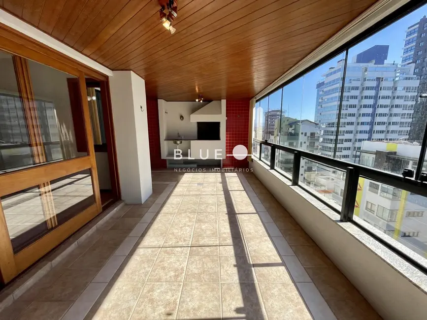 Apartamento com 4 quartos à venda, 138m2 em Torres - RS - imagem 9 Foto 9 de Apartamento com 4 quartos à venda, 138m2 em Torres - RS