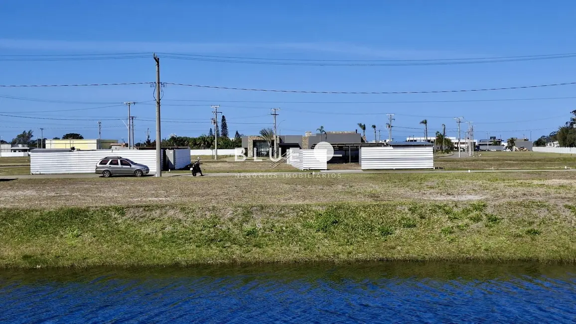 Terreno / Lote à venda, 360m2 em Torres - RS - imagem 4 Foto 4 de Terreno / Lote à venda, 360m2 em Torres - RS