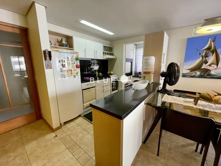 Apartamento com 3 quartos à venda, 117m2 em Torres - RS - imagem 9 Foto 9 de Apartamento com 3 quartos à venda, 117m2 em Torres - RS