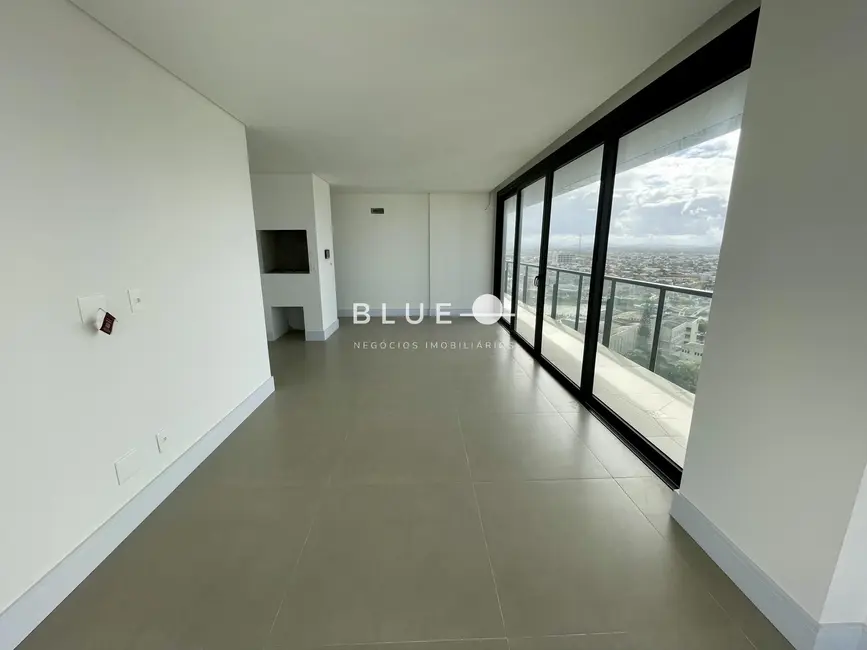 Apartamento com 3 quartos à venda, 234m2 em Torres - RS - imagem 6 Foto 6 de Apartamento com 3 quartos à venda, 234m2 em Torres - RS