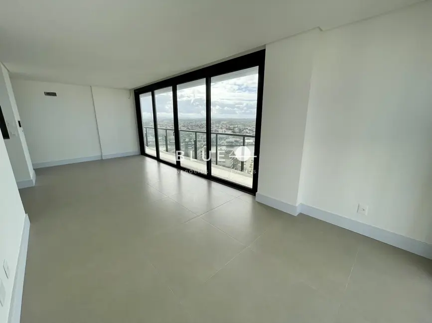 Apartamento com 3 quartos à venda, 234m2 em Torres - RS - imagem 7 Foto 7 de Apartamento com 3 quartos à venda, 234m2 em Torres - RS