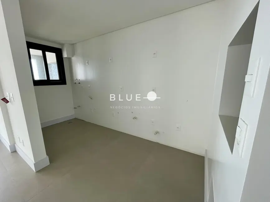 Apartamento com 2 quartos à venda, 76m2 em Torres - RS - imagem 4 Foto 4 de Apartamento com 2 quartos à venda, 76m2 em Torres - RS