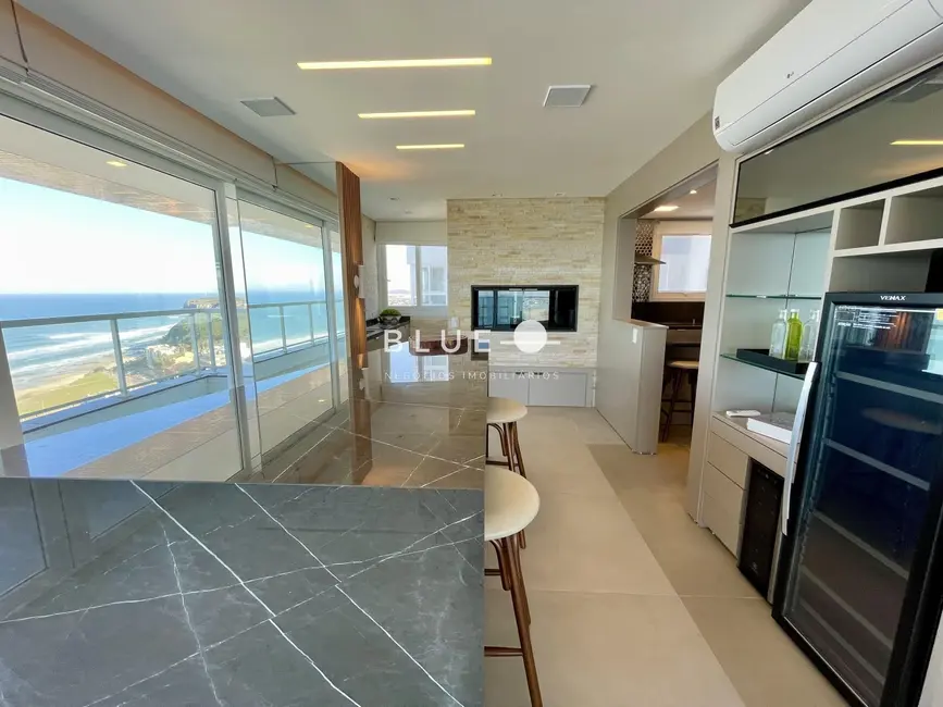 Apartamento com 4 quartos à venda, 296m2 em Torres - RS - imagem 6 Foto 6 de Apartamento com 4 quartos à venda, 296m2 em Torres - RS