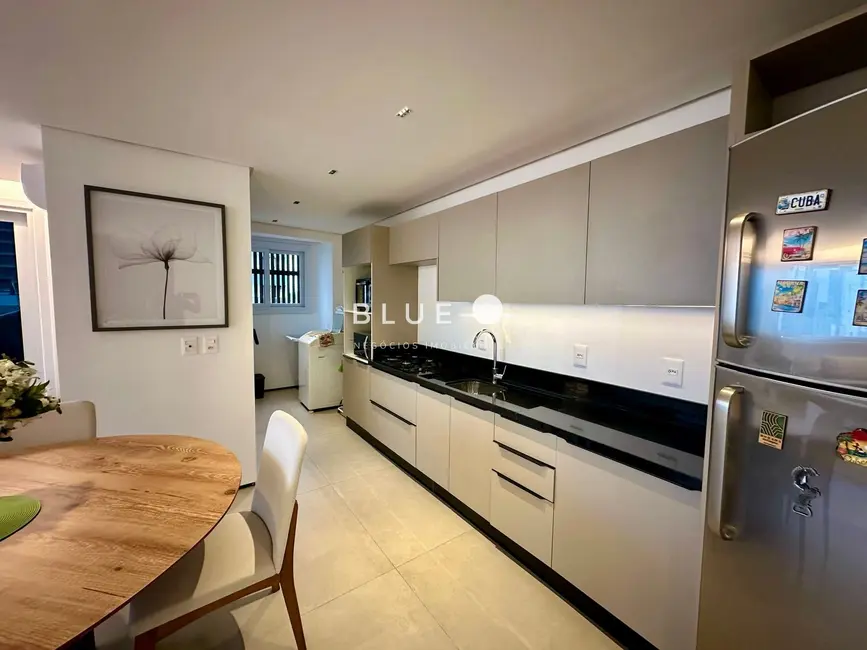 Apartamento com 3 quartos à venda, 110m2 em Centro, Torres - RS - imagem 5 Foto 5 de Apartamento com 3 quartos à venda, 110m2 em Centro, Torres - RS