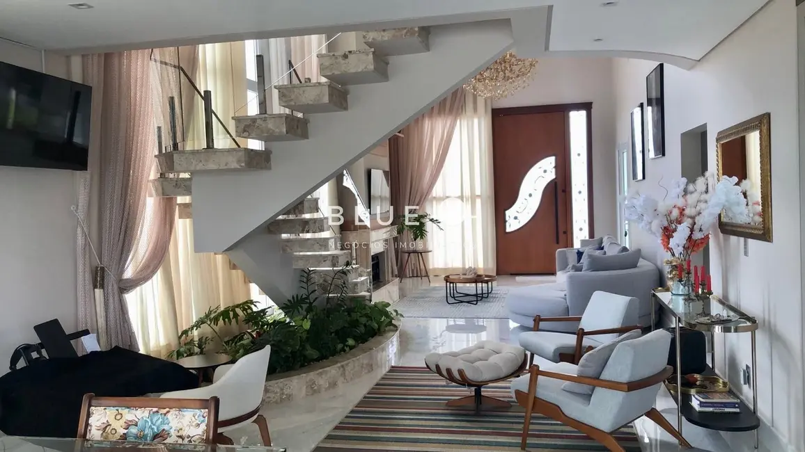 Casa de Condomínio com 5 quartos à venda, 450m2 em Torres - RS - imagem 3 Foto 3 de Casa de Condomínio com 5 quartos à venda, 450m2 em Torres - RS