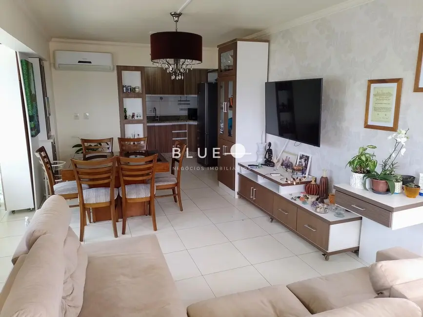 Apartamento com 2 quartos à venda, 117m2 em Centro, Torres - RS - imagem 2 Foto 2 de Apartamento com 2 quartos à venda, 117m2 em Centro, Torres - RS