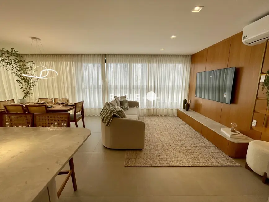 Apartamento com 3 quartos à venda, 114m2 em Centro, Torres - RS - imagem 3 Foto 3 de Apartamento com 3 quartos à venda, 114m2 em Centro, Torres - RS