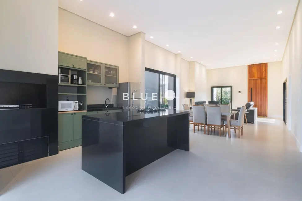 Casa de Condomínio com 3 quartos à venda, 162m2 em Torres - RS - imagem 3 Foto 3 de Casa de Condomínio com 3 quartos à venda, 162m2 em Torres - RS