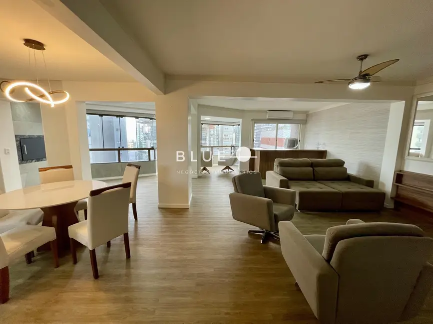 Apartamento com 3 quartos à venda, 167m2 em Torres - RS - imagem 2 Foto 2 de Apartamento com 3 quartos à venda, 167m2 em Torres - RS