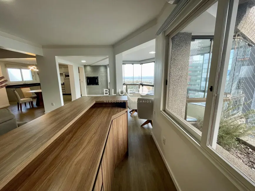 Apartamento com 3 quartos à venda, 167m2 em Torres - RS - imagem 5 Foto 5 de Apartamento com 3 quartos à venda, 167m2 em Torres - RS