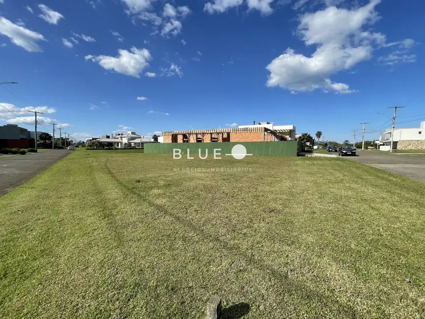 Terreno / Lote à venda, 551m2 em Torres - RS - imagem 2 Foto 2 de Terreno / Lote à venda, 551m2 em Torres - RS