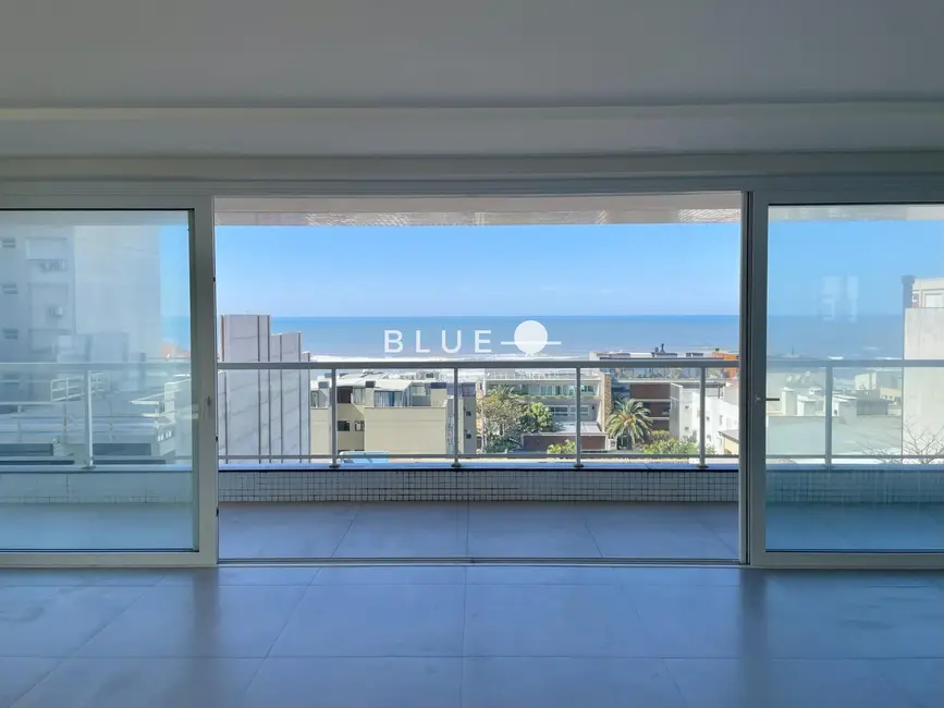 Apartamento com 4 quartos à venda, 296m2 em Torres - RS - imagem 1 Foto 1 de Apartamento com 4 quartos à venda, 296m2 em Torres - RS