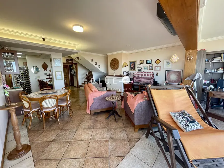 Cobertura com 4 quartos à venda, 400m2 em Torres - RS - imagem 5 Foto 5 de Cobertura com 4 quartos à venda, 400m2 em Torres - RS